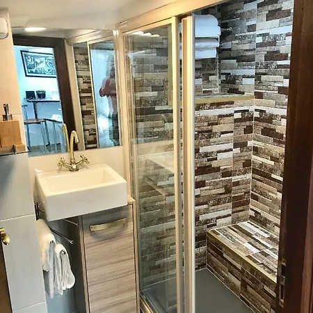 Petit Atico-buhardilla Casco Historico Santiago de Compostella