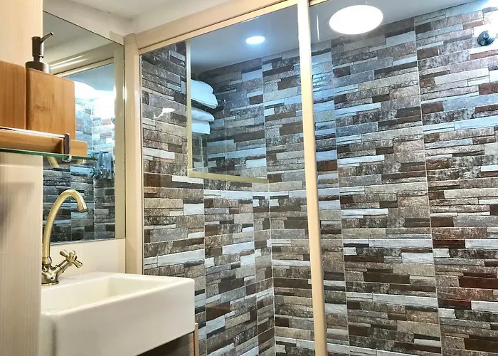 Apartament Petit Atico-buhardilla Casco Historico